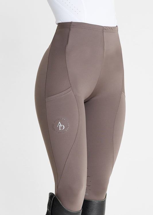 Fawn Icon Riding Leggings