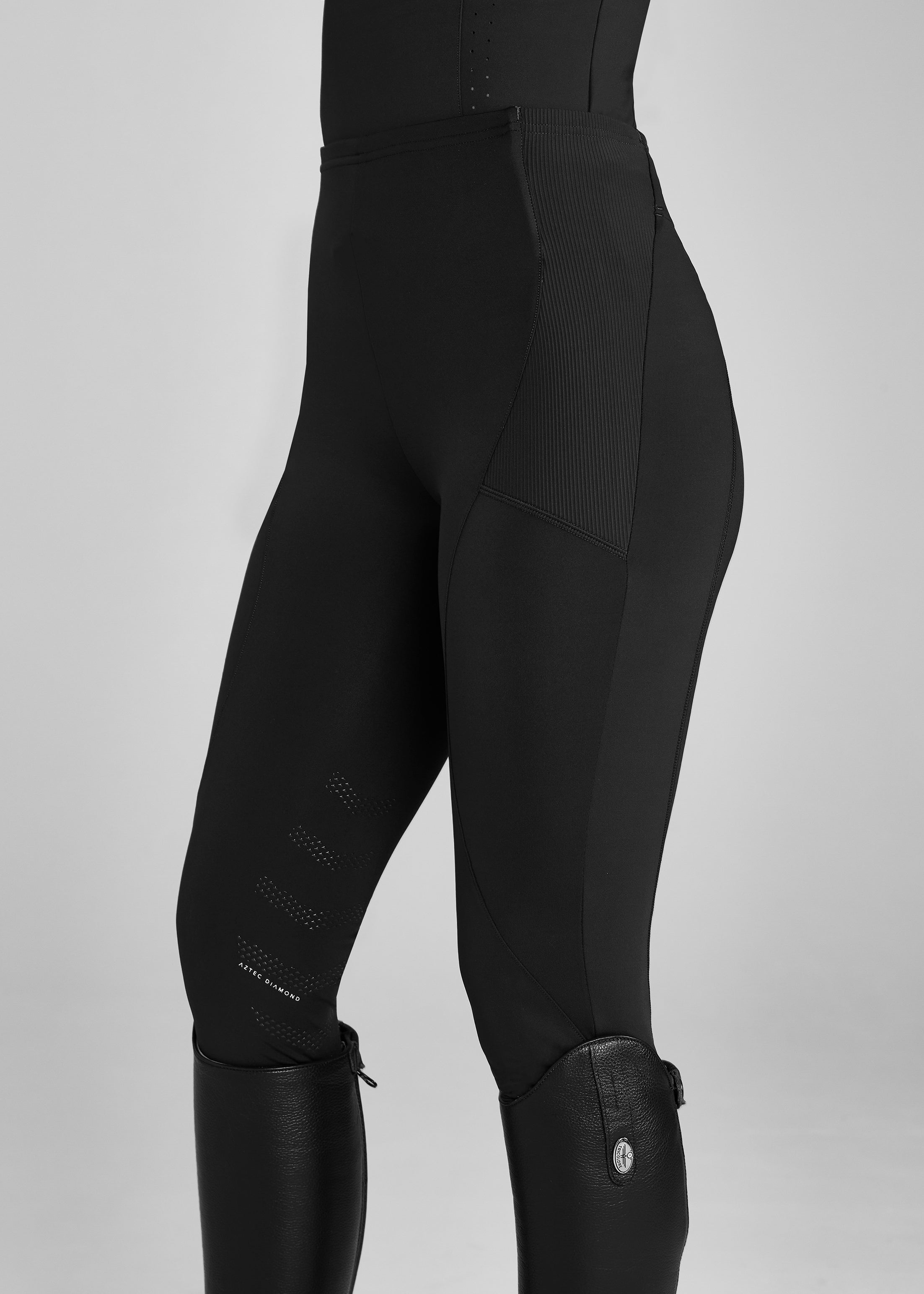 Black White Core Leggings Knee Grip