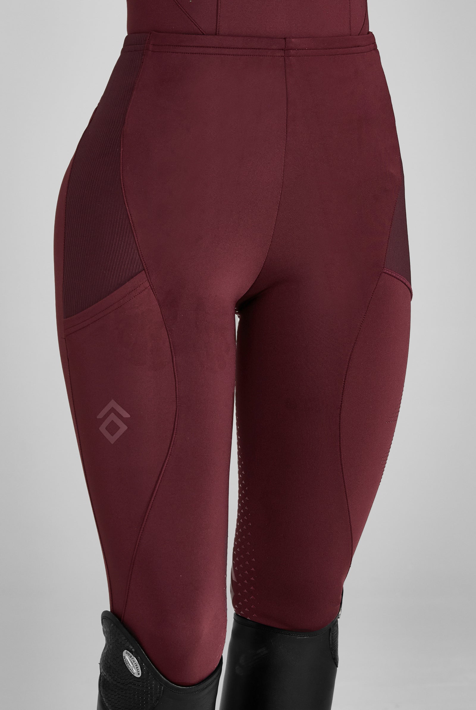 Riding Leggings and Tights – Aztec Diamond