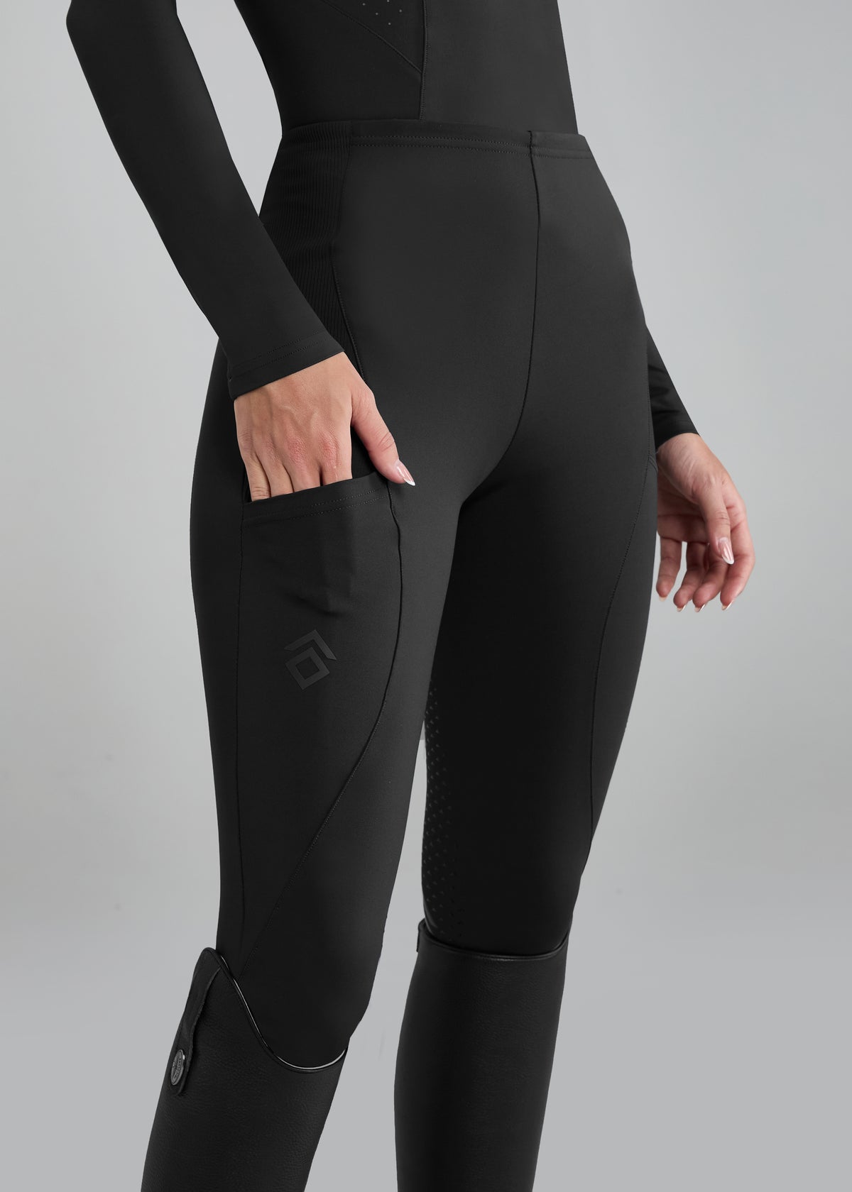 Aztec Diamond Core Riding Legging - Knee Grip