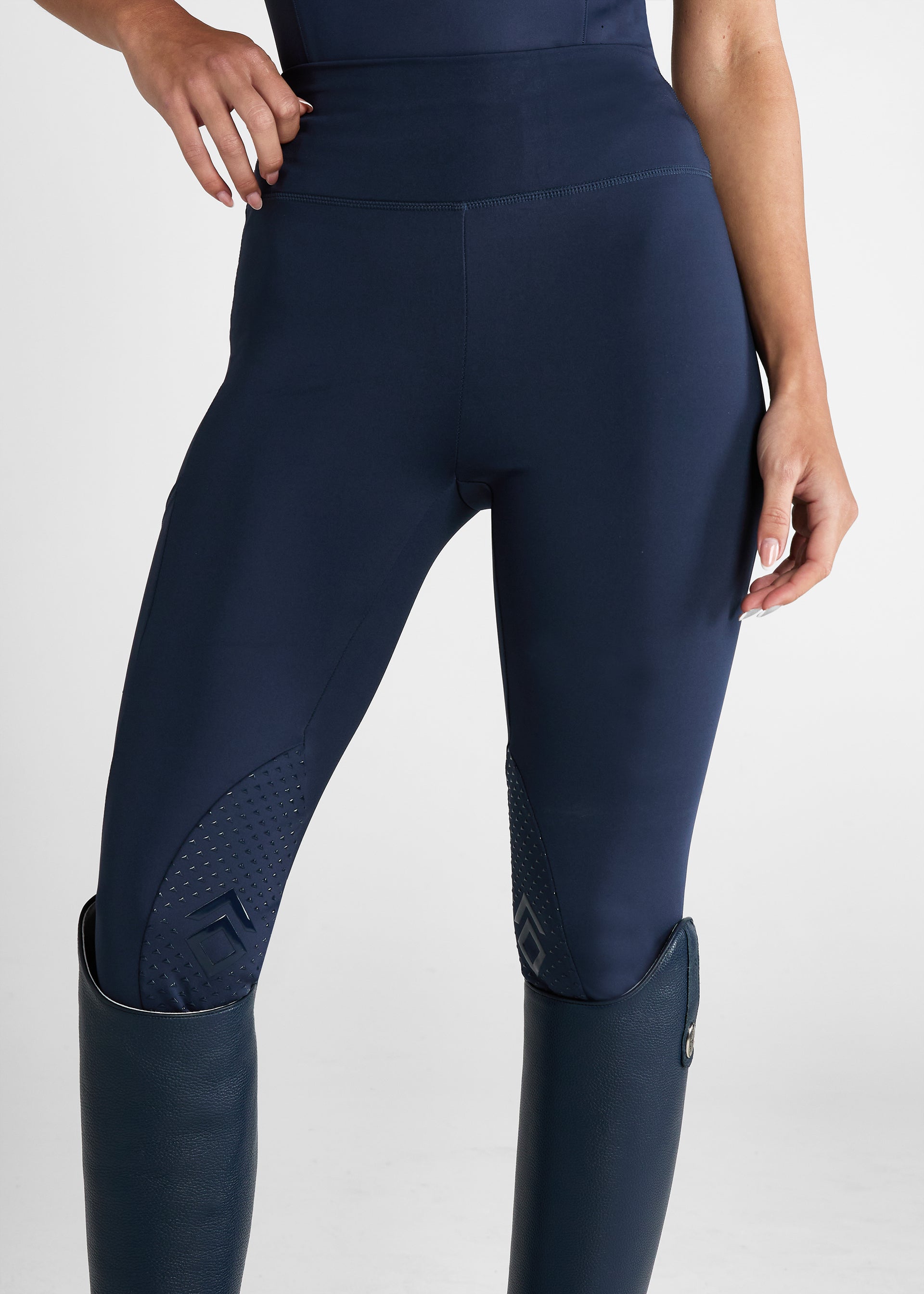 Aztec Diamond Women's Leggings Knee Grip AW25