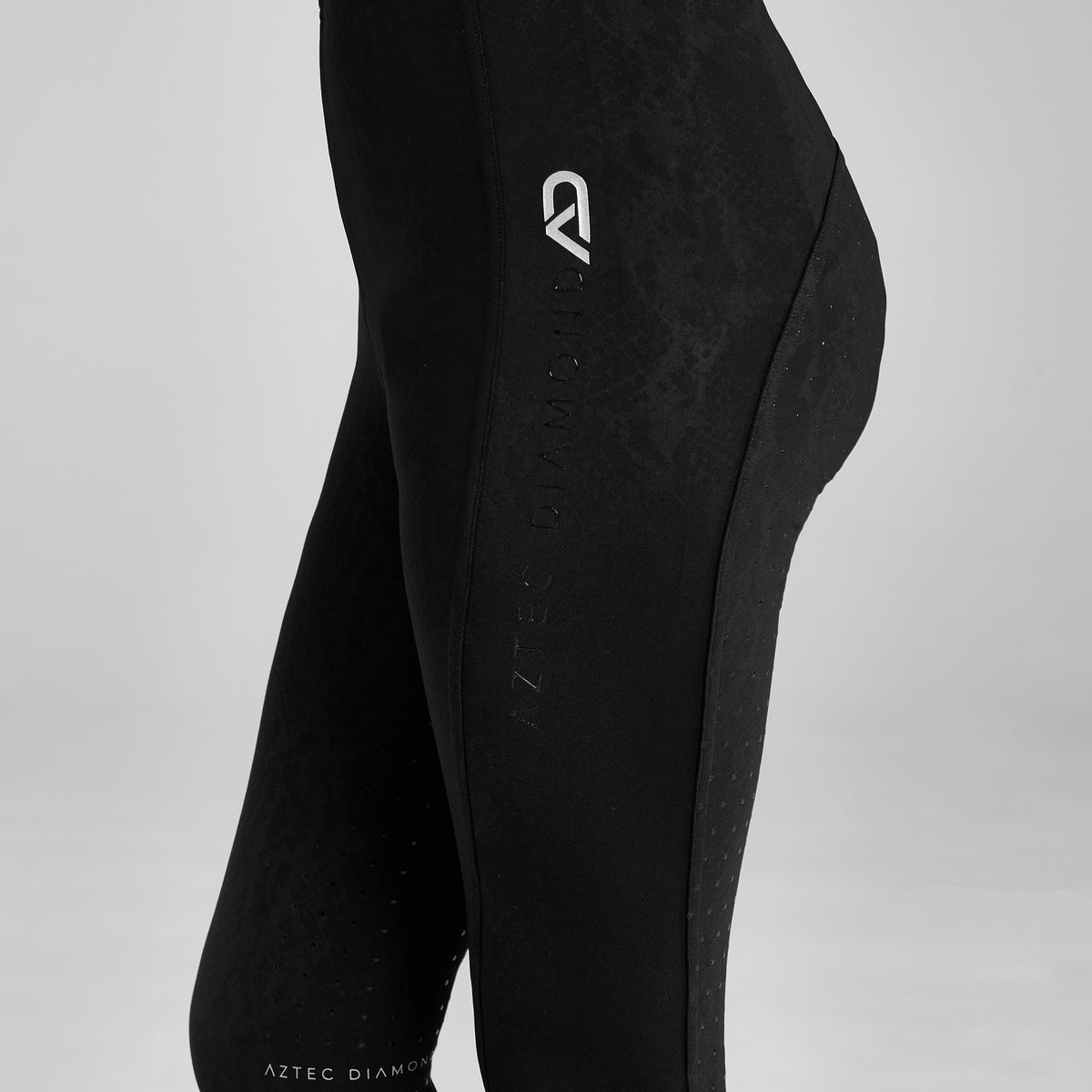 Young Rider Black Print Leggings- Full Seat Gripping – Aztec Diamond